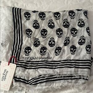 Alexander McQueen Black and White Skull Scarf
